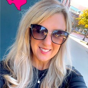 Meet your Posher, Krystal